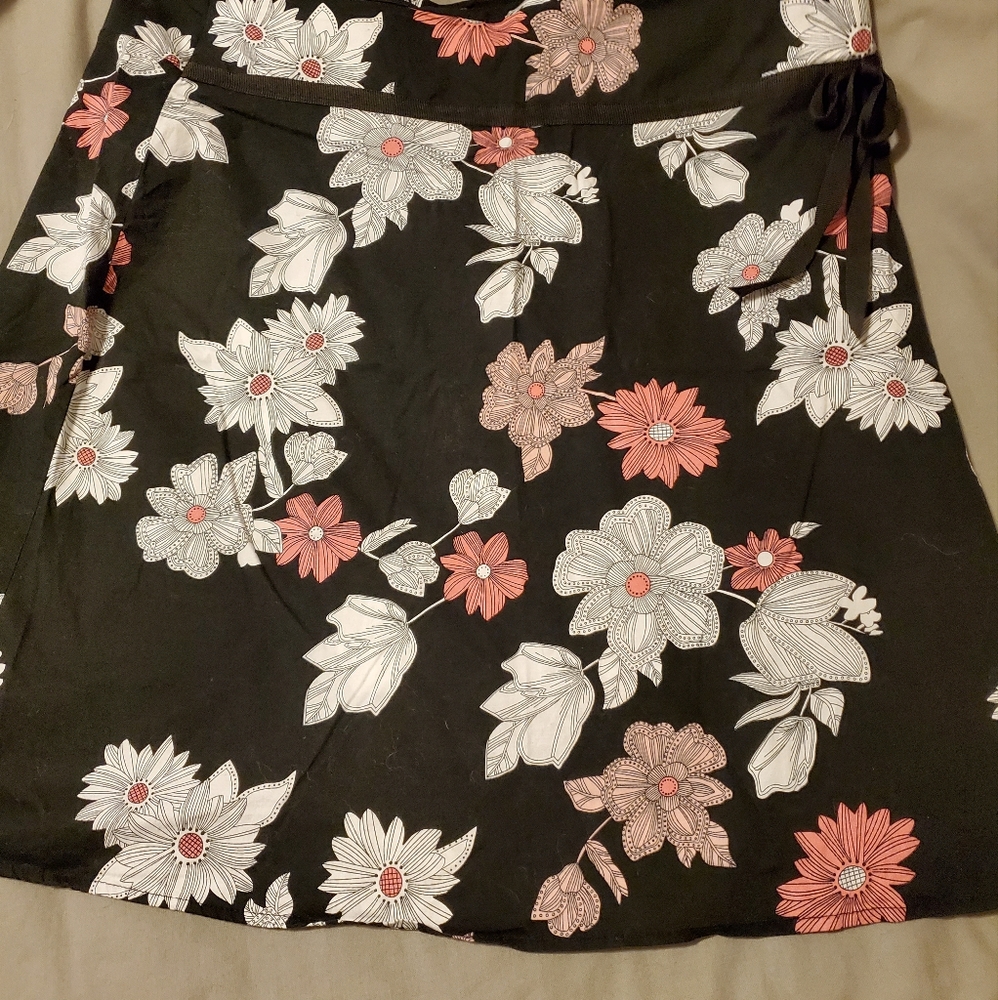 Ladies skirt